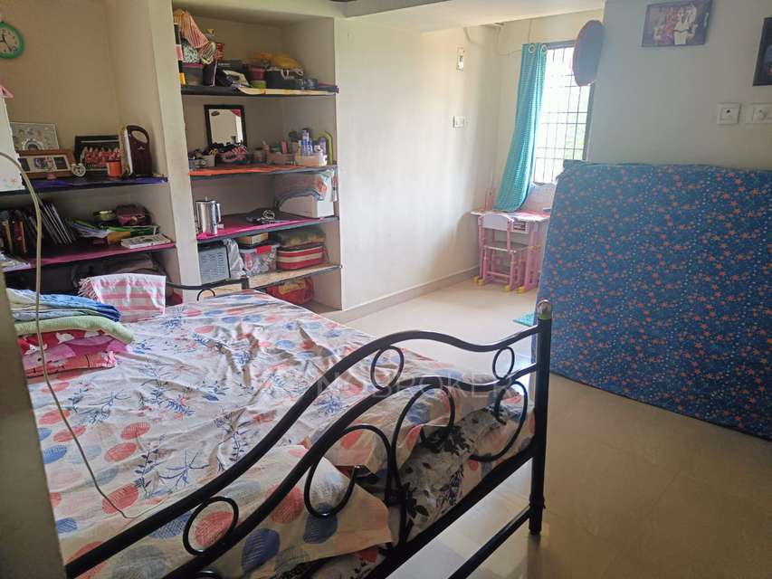 2 BHK Flat In Senpaga Poo For Sale  In City Park