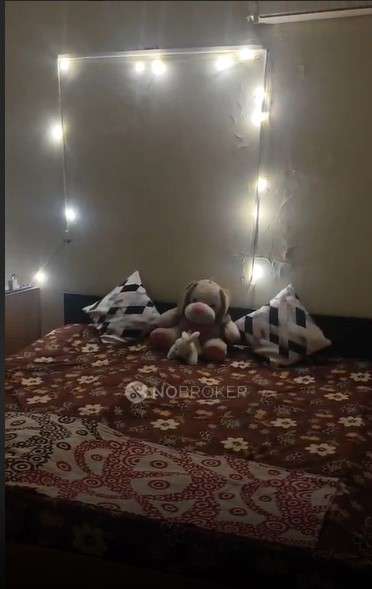 Single Room for Female In 3 BHK  In Arun Vihar In Office, 266, Block-2, Sector 29, Noida, Uttar Pradesh 201303, India