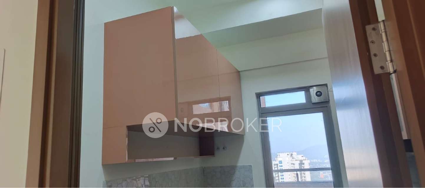 2 BHK Flat In Prestige Siesta for Rent  In Mulund West