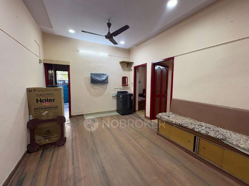 PG for Girls in Palavakkam