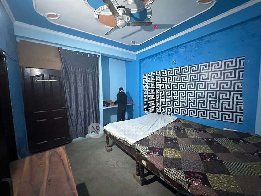 PG for Anyone in 63a, Sector 63 Road