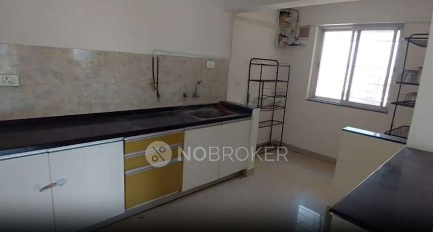 Shared Room for Female In 2 BHK  In Vascon Ela The Earth, Hadapsar In Hadapsar