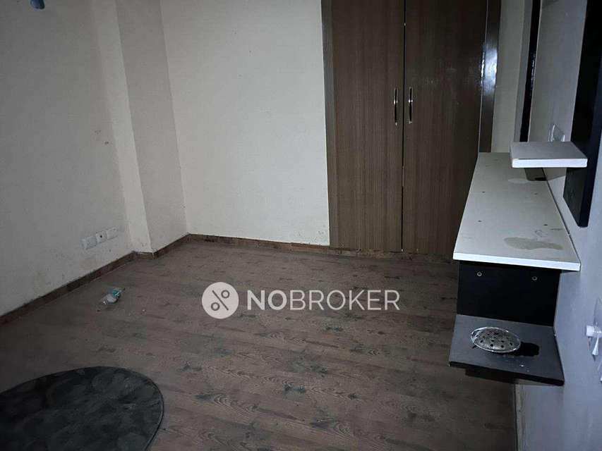 4 BHK Flat In Kw Srishti For Sale  In Raj Nagar Extension