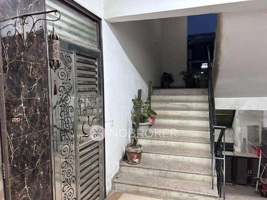 4 BHK Flat In Kw Srishti For Sale  In Raj Nagar Extension