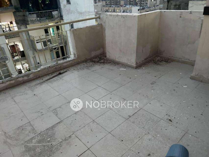 4 BHK Flat In Kw Srishti For Sale  In Raj Nagar Extension