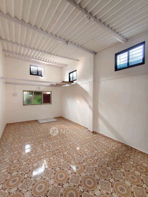 Commercial Property in A-33, Paluskar Wadi, P And T Colony, Vakola, Santacruz East, Mumbai, Maharashtra 400055, India, Mumbai for Rent 