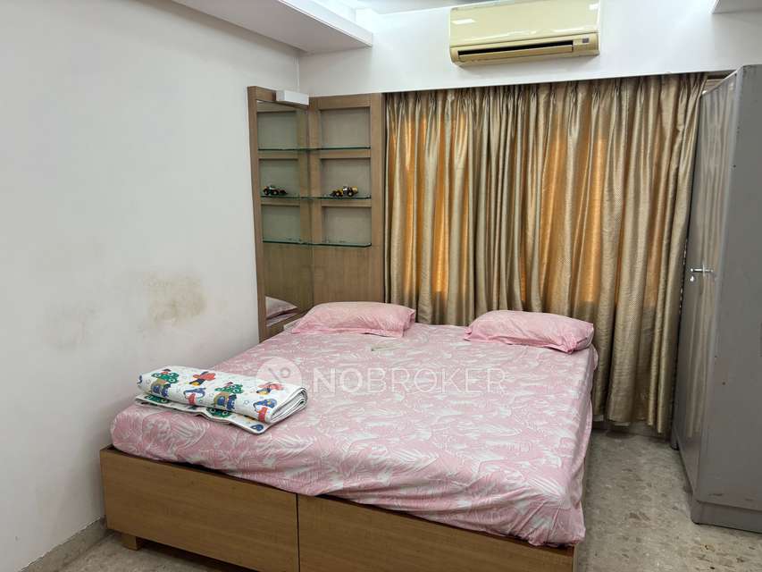 4 BHK Flat In Trishala Apartment Dadar East For Sale  In Dadar