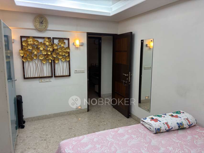 4 BHK Flat In Trishala Apartment Dadar East For Sale  In Dadar
