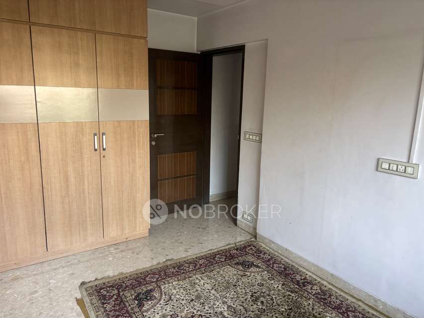 4 BHK Flat In Trishala Apartment Dadar East For Sale  In Dadar