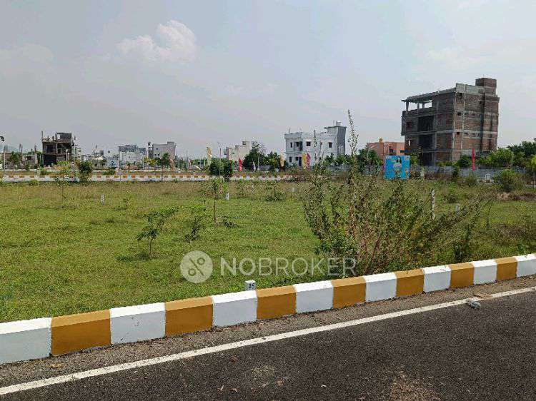 Plot For Sale  In B&b Garden In Mannivakkam