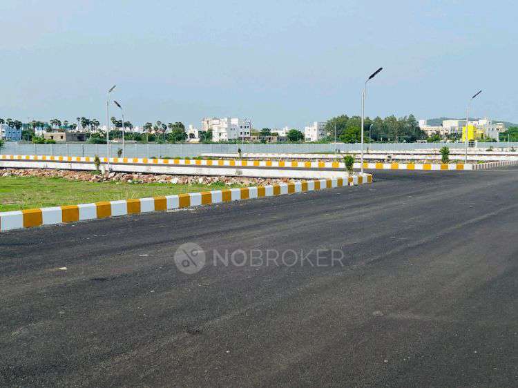 Plot For Sale  In B&b Garden In Mannivakkam