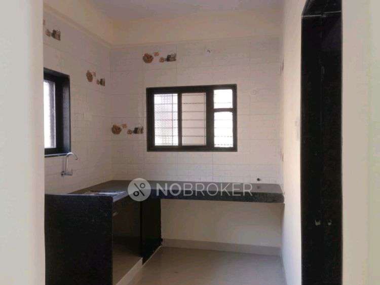 Single Room for Female In 1 BHK  In Samrudhhi Building Khatadi Bypass In Pathare - Thube Nagar, Kharadi