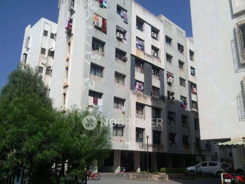 1 BHK Flat In Oxford Blues for Rent  In Wanowrie