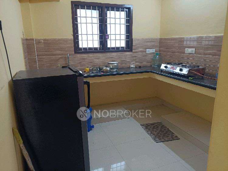 2 BHK Flat In Mn Apartment for Rent  In Porur