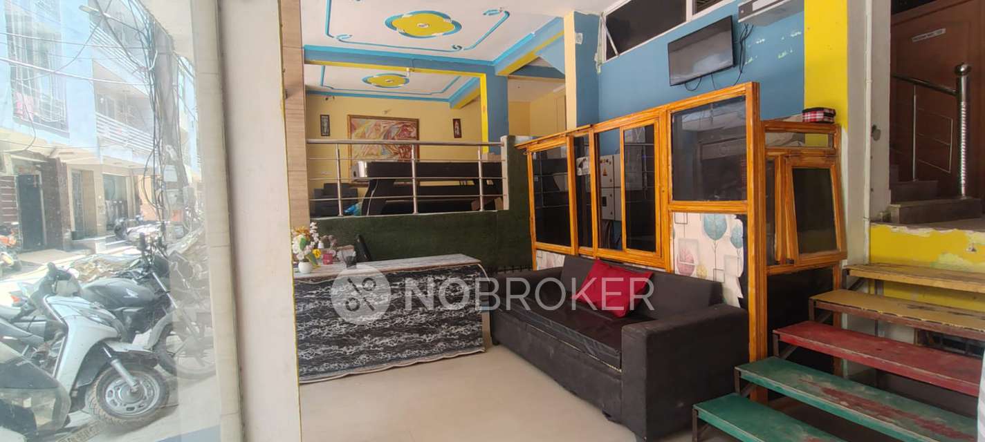 PG for Girls in Sector 22,