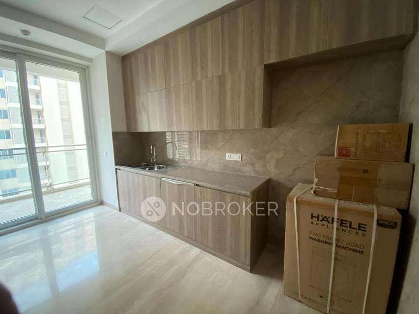 4 BHK Flat In Ambience Creacions for Rent  In Sector 22 