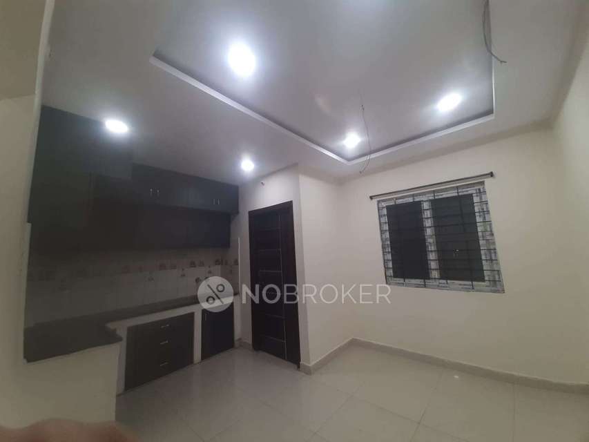 2 BHK Flat for Rent  In Hydershakote