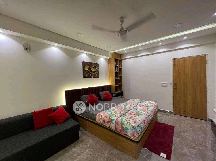 1 BHK Flat In Dlf Commanders Court For Sale  In Egmore