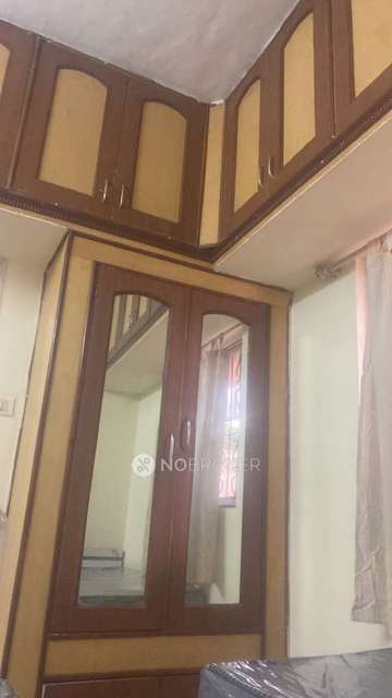 PG for Boys in Ghorpadi