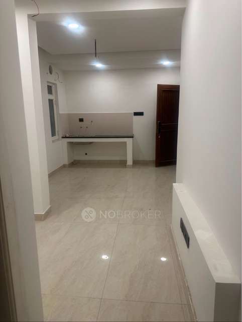 1 RK Flat In Jains Seven 77 for Rent  In  Omr