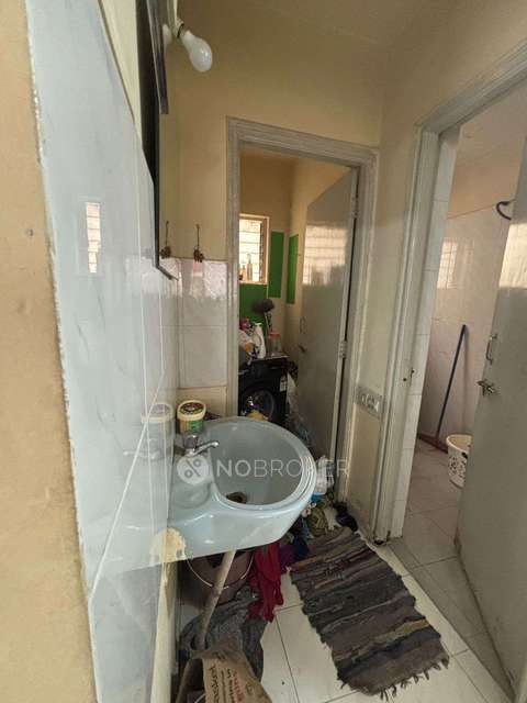 2 BHK Flat In Meadows Uptown, Viman Nagar for Rent  In Viman Nagar