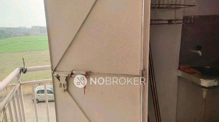 1 RK Flat In Klj Pinnacle For Sale  In Sector 77