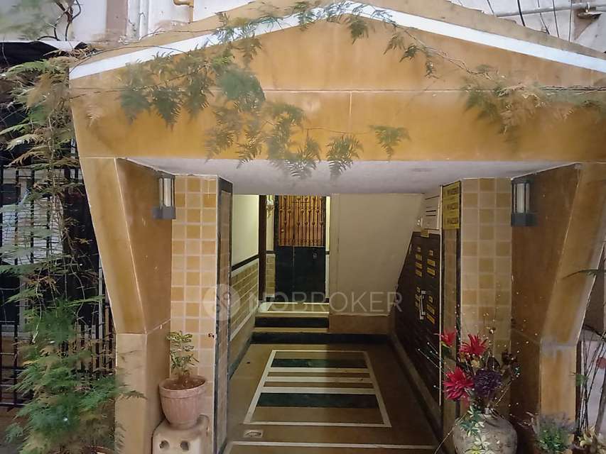 1 BHK Flat In Rose Niketan, Bandra West for Rent  In Bandra West