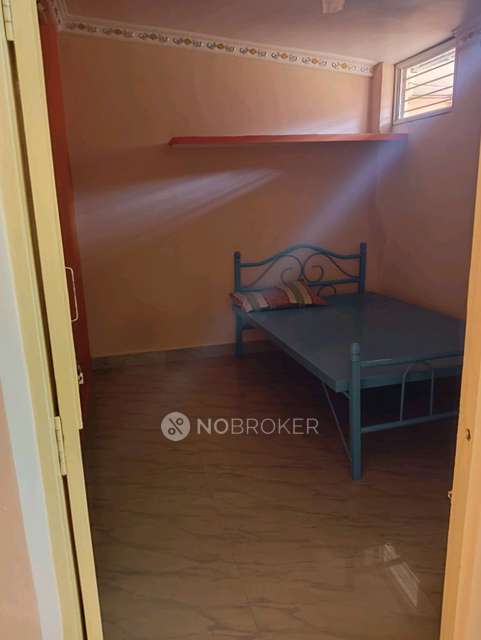 1 BHK Flat In Gurappa Building  for Rent  In Lalbagh Metro Station