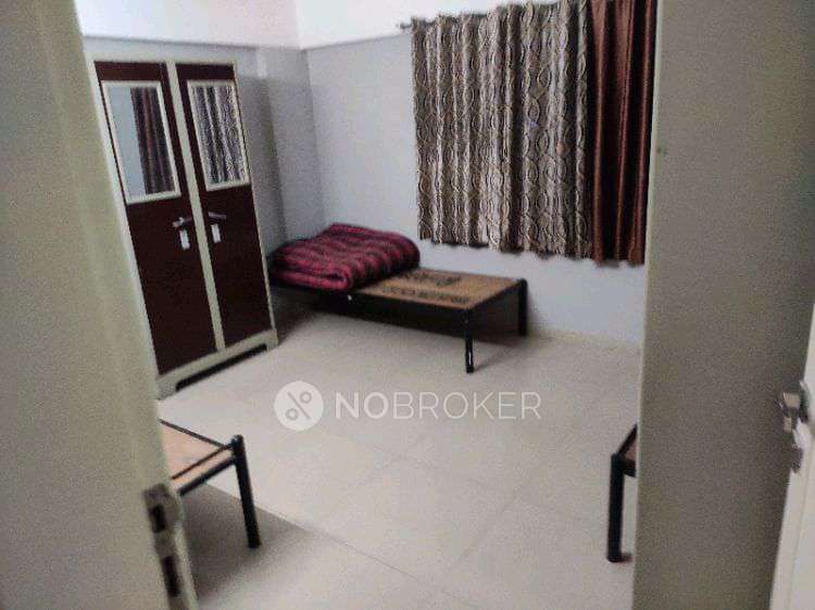 PG for Anyone in Windsor Apartment