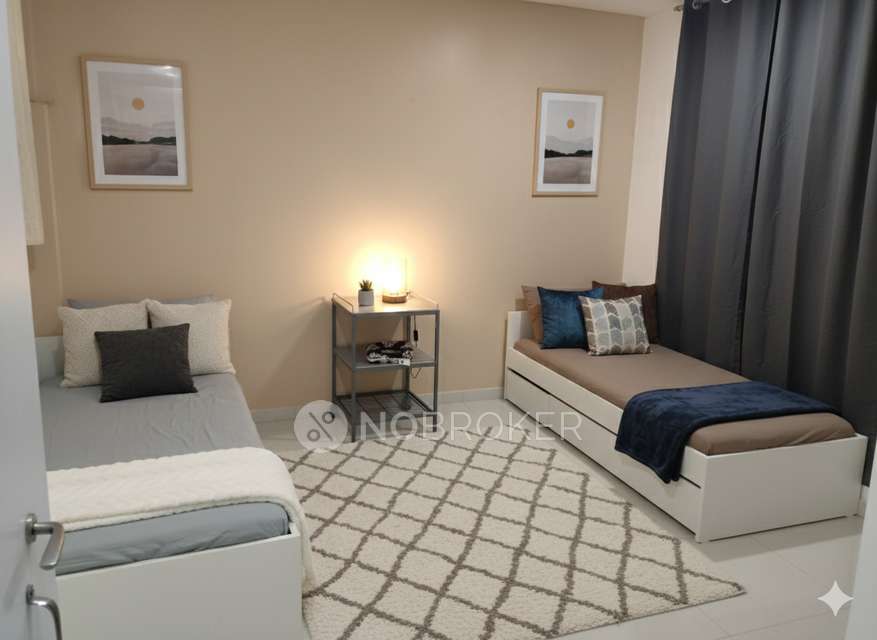 Shared Room for Male In 1 BHK  In Housing Society In Goregaon West