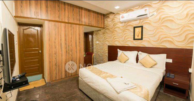 2 BHK Flat In Standalone for Rent  In Pallikaranai