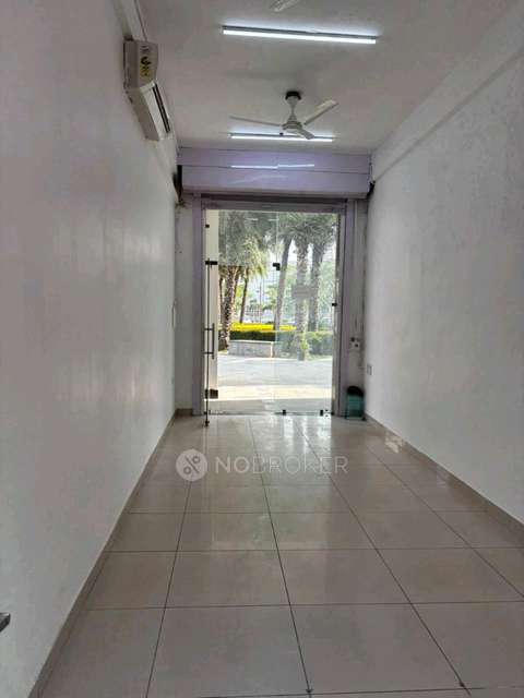 Shop in Park Street Shops, Gurgaon for Rent 