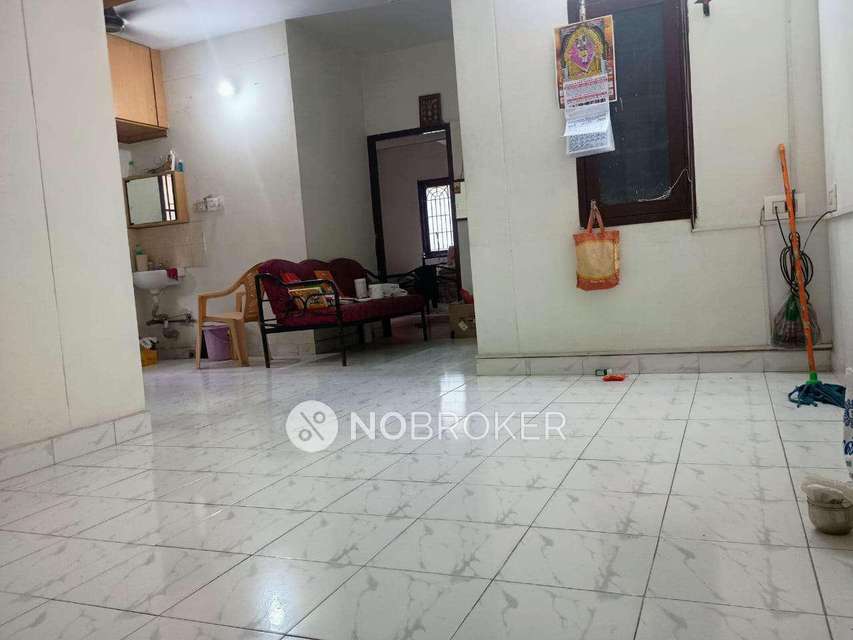 2 BHK Flat In Apartment For Sale  In Madipakkam