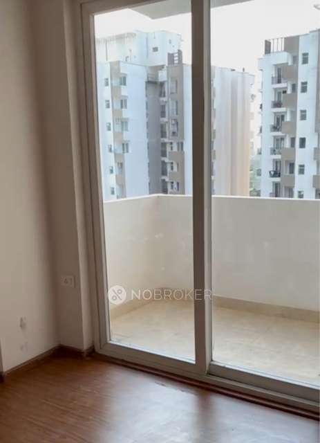 2 BHK Flat In Amrapali Leisure Park For Sale  In Amrapali Leisure Park