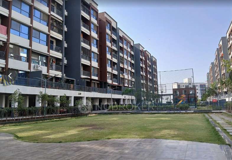 2 BHK Flat In Easterlia Co. Op. Housing Society For Sale  In  Lohegaon