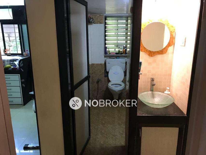 2 BHK Flat In Keshav Shrushti For Sale  In Malad West