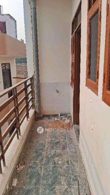 4+ BHK Flat In Standalone Building  For Sale  In Sector 10a