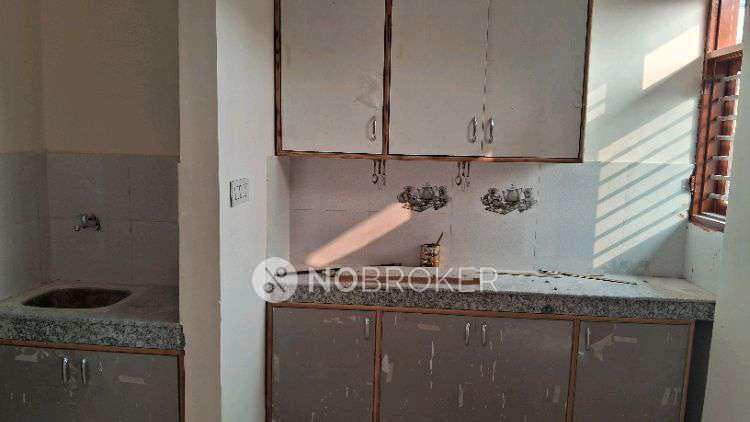 4+ BHK Flat In Standalone Building  For Sale  In Sector 10a
