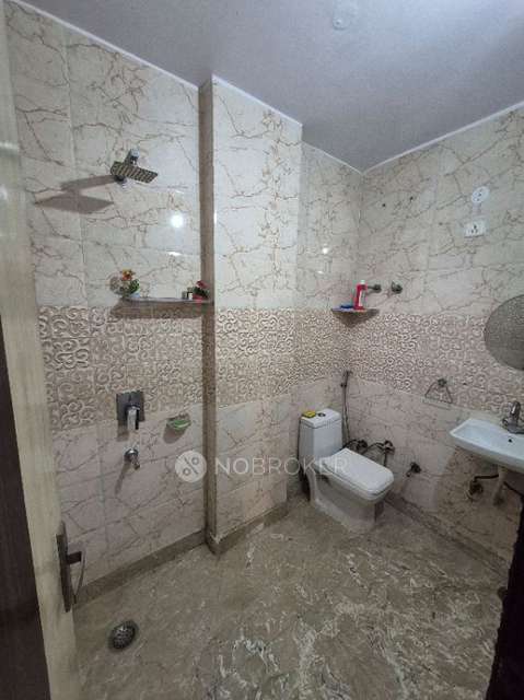 2 BHK Flat In Pocket 5, Sector 22, Rohini For Sale  In 97, Pocket 5, Sector 22, Rohini