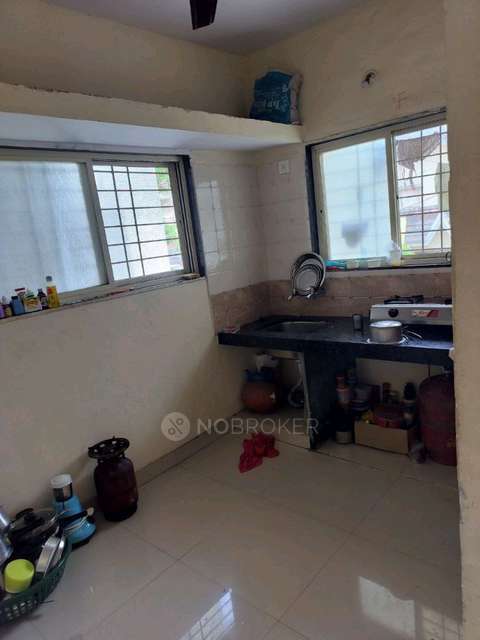 Single Room for Female In 1 BHK  In Saikunj Height, Sangvi In Saikunj Building, Near Baramati Bank , Sanhyadri Colony, Krushna Chowk, Khau Gali, Vidya Nagar, New Sangavi, Pimpri-chinchwad, Maharashtra 411061, India