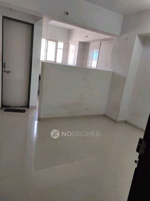 1 RK Flat In Mb Bhagat Complex for Rent  In Kasturi Chowk
