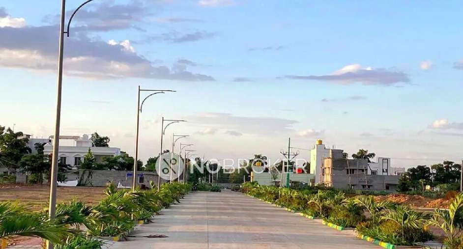 Plot For Sale  In Aashrithaa Divine In Jigani