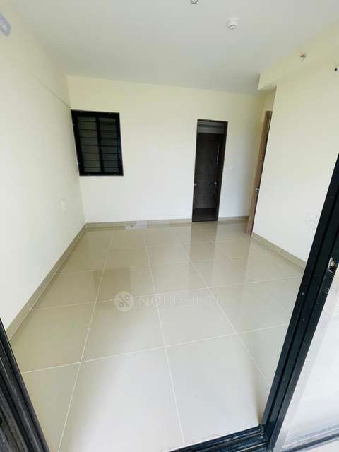 2 BHK Flat In Falcon Tower At Riverview City for Rent  In Loni Kalbhor