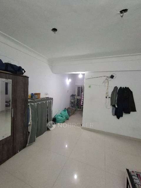 Shared Room for Male In 1 BHK  In Devkar Building, Nisarg Society,walhekarwadi,akurdi In 12657, Renuka Tulsi Society, Walhekarwadi, Gurudwara Colony, Chinchwad, Pimpri Chinchwad, Pimpri-chinchwad, Maharashtra 411033, India