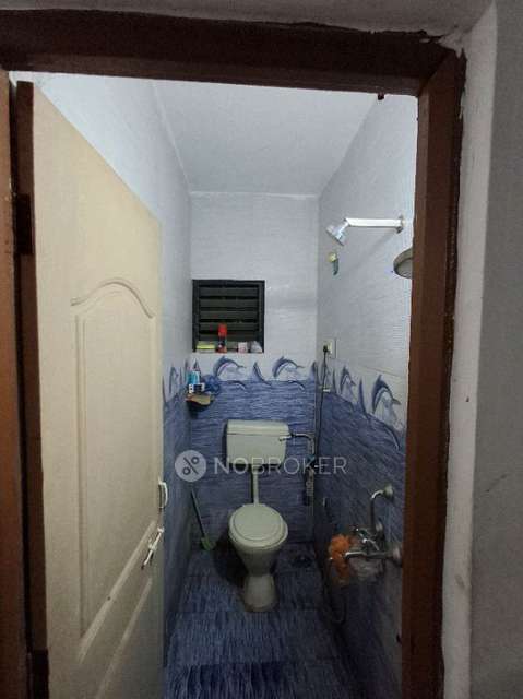 Shared Room for Male In 1 BHK  In Devkar Building, Nisarg Society,walhekarwadi,akurdi In 12657, Renuka Tulsi Society, Walhekarwadi, Gurudwara Colony, Chinchwad, Pimpri Chinchwad, Pimpri-chinchwad, Maharashtra 411033, India