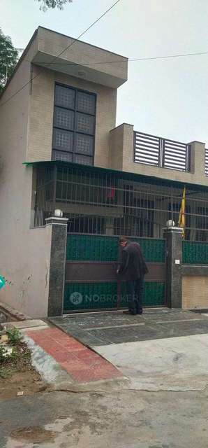 2 BHK House for Rent  In Sector 122