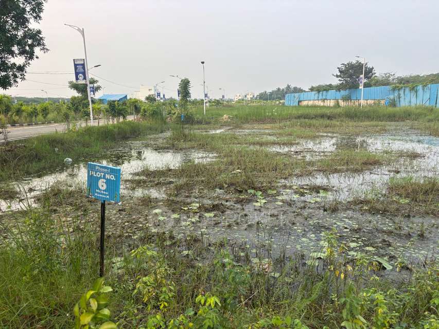 Plot For Sale  In G Square Tranquil In Uthandi