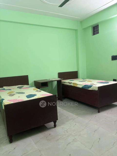 1 RK Flat for Rent  In Sector 130