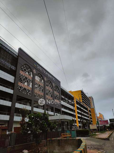 Shop in Sector 75, Greater_noida for sale 