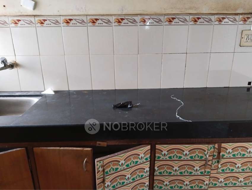 2 BHK Flat In Vrindavan Radha Chs For Sale  In Naigaon East